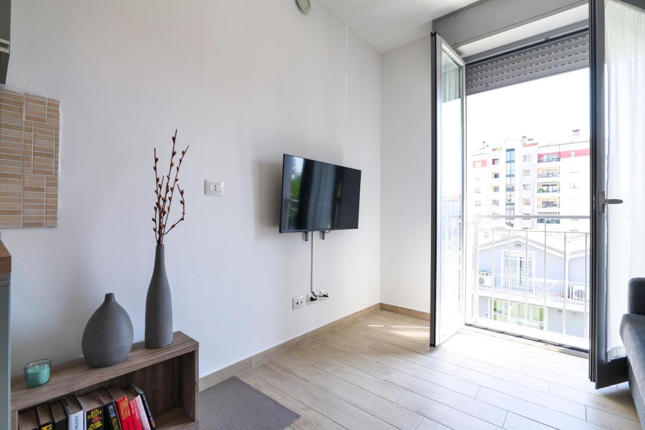 Primopiano - Bonomi Apartment Milan Exterior photo